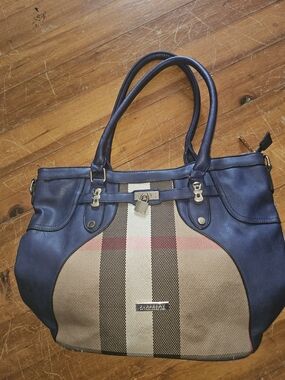 Burberry Navy Leather-Trim Check Shoulder Bag As Is Will Need Cleaned